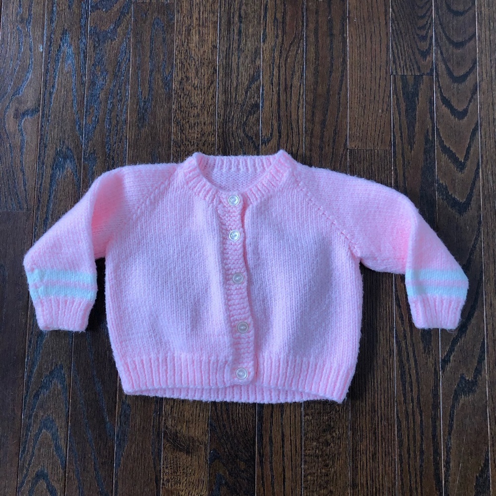 Vintage Girls 2-3Y Light Pink/White Handmade Crocheted Sweater w/Dog on Back - Picture 2 of 9